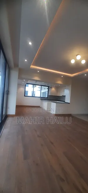 4bdrm Apartment in Real, Lideta for rent