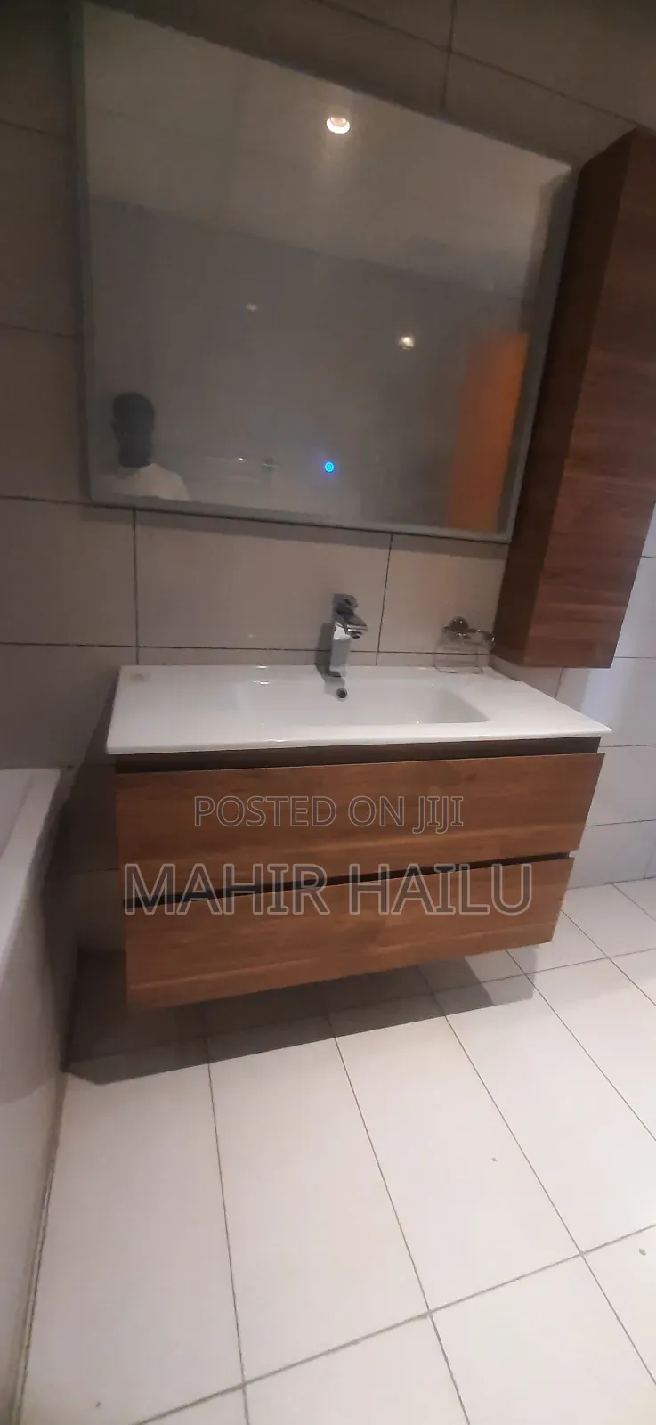 4bdrm Apartment in Real, Lideta for rent