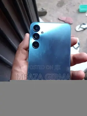 Photo - Samsung Galaxy M14 64 GB Blue