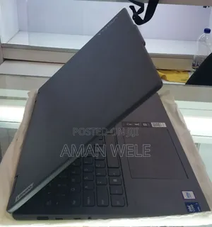 New Laptop Lenovo Yoga 7i 16GB Intel Core Ultra 7 SSD 1T