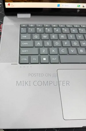 New Laptop HP Envy X360 16GB AMD Ryzen 7 SSD 512GB