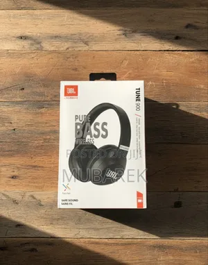 Photo - JBL 900 Pure Audio: Studio Monitoring Power