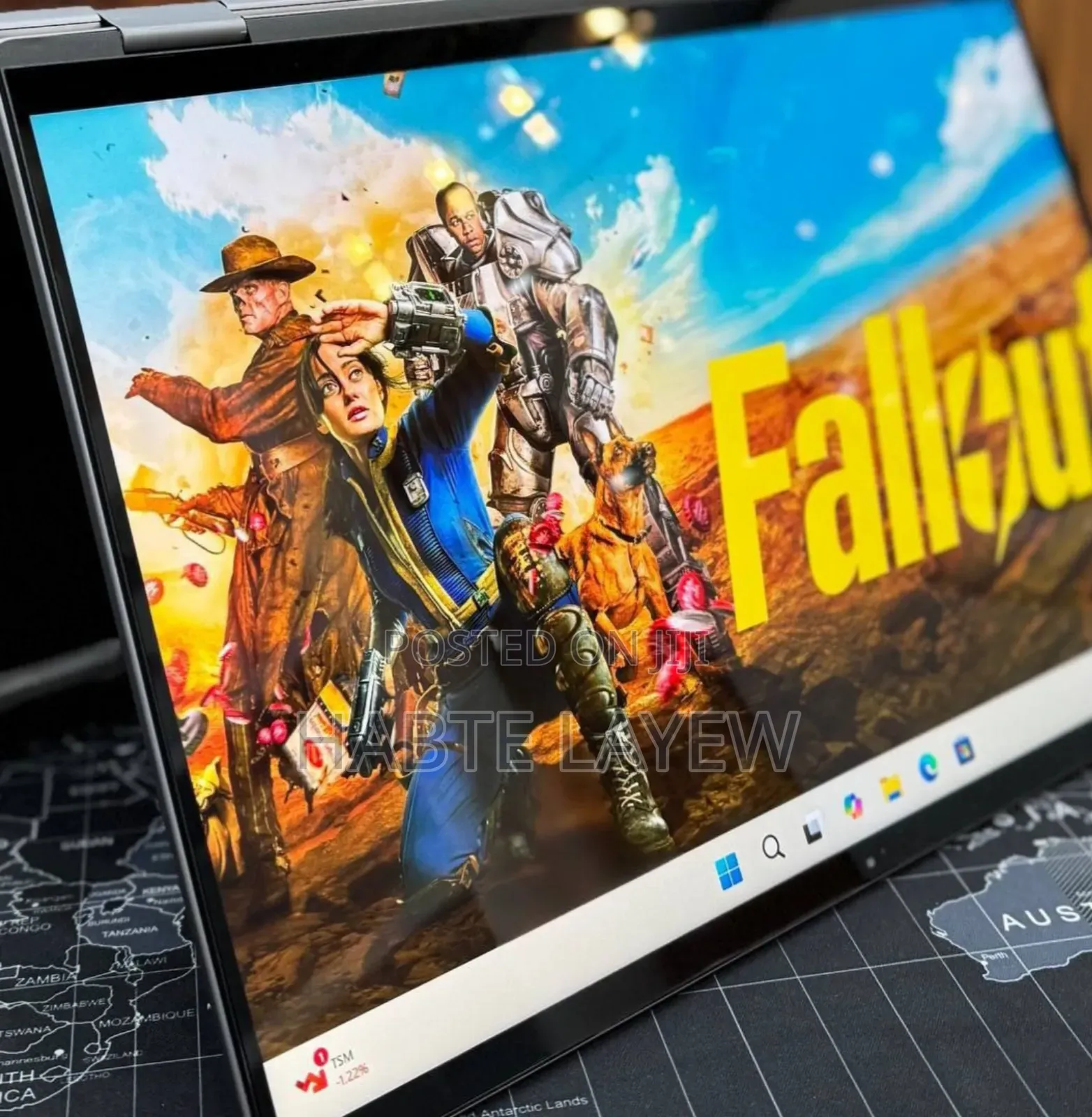 New Laptop HP Envy X360 16GB AMD Ryzen 7 SSD 512GB