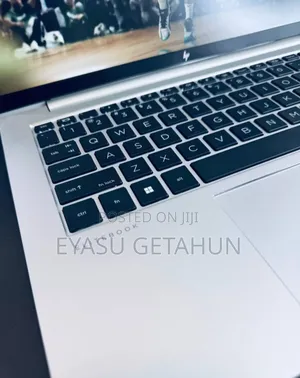 New Laptop HP EliteBook 840 G9 16GB Intel Core I7 SSD 512GB