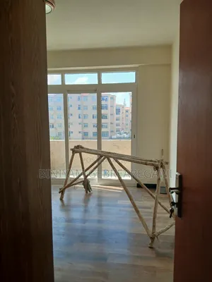 3bdrm Apartment in Apartment, Yeka for rent