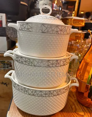 የሸክላ የወጥ ማቅረብያ