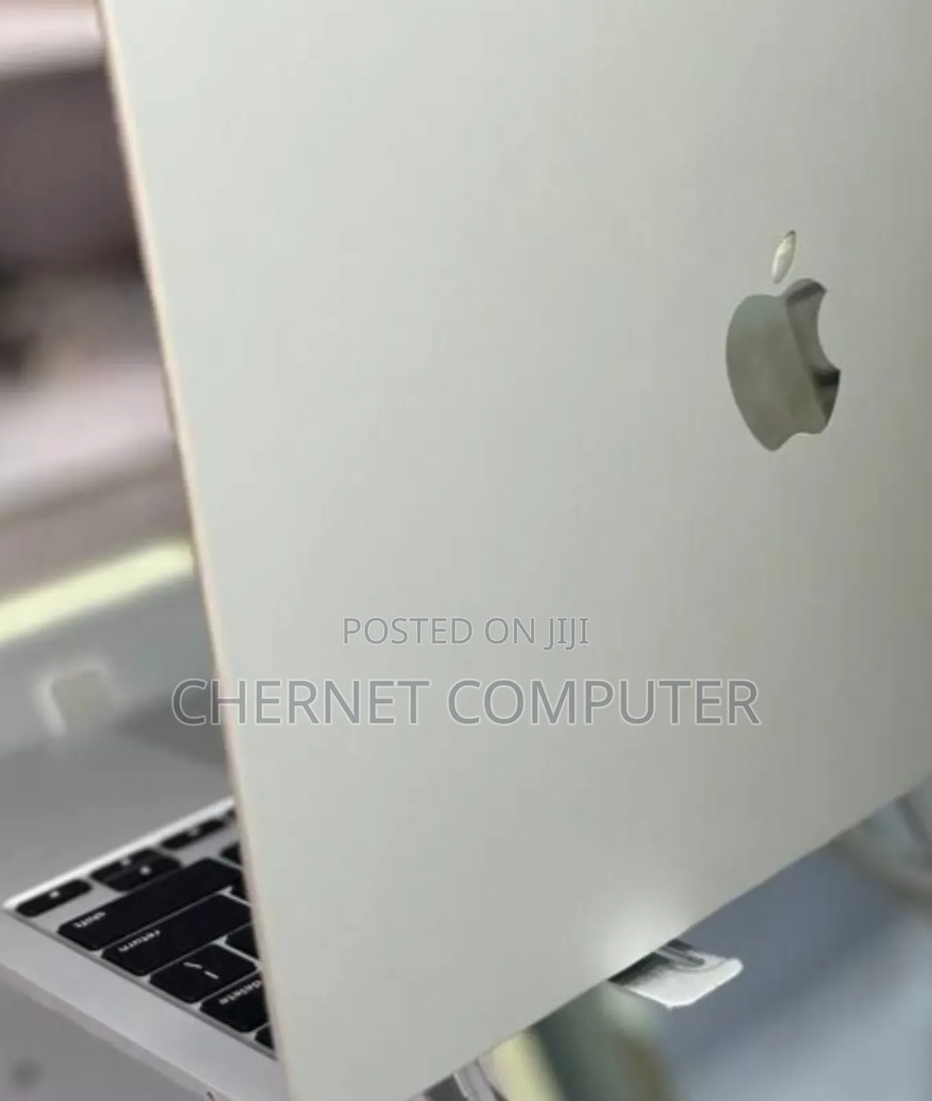 New Laptop Apple MacBook Air 16GB SSD 256GB