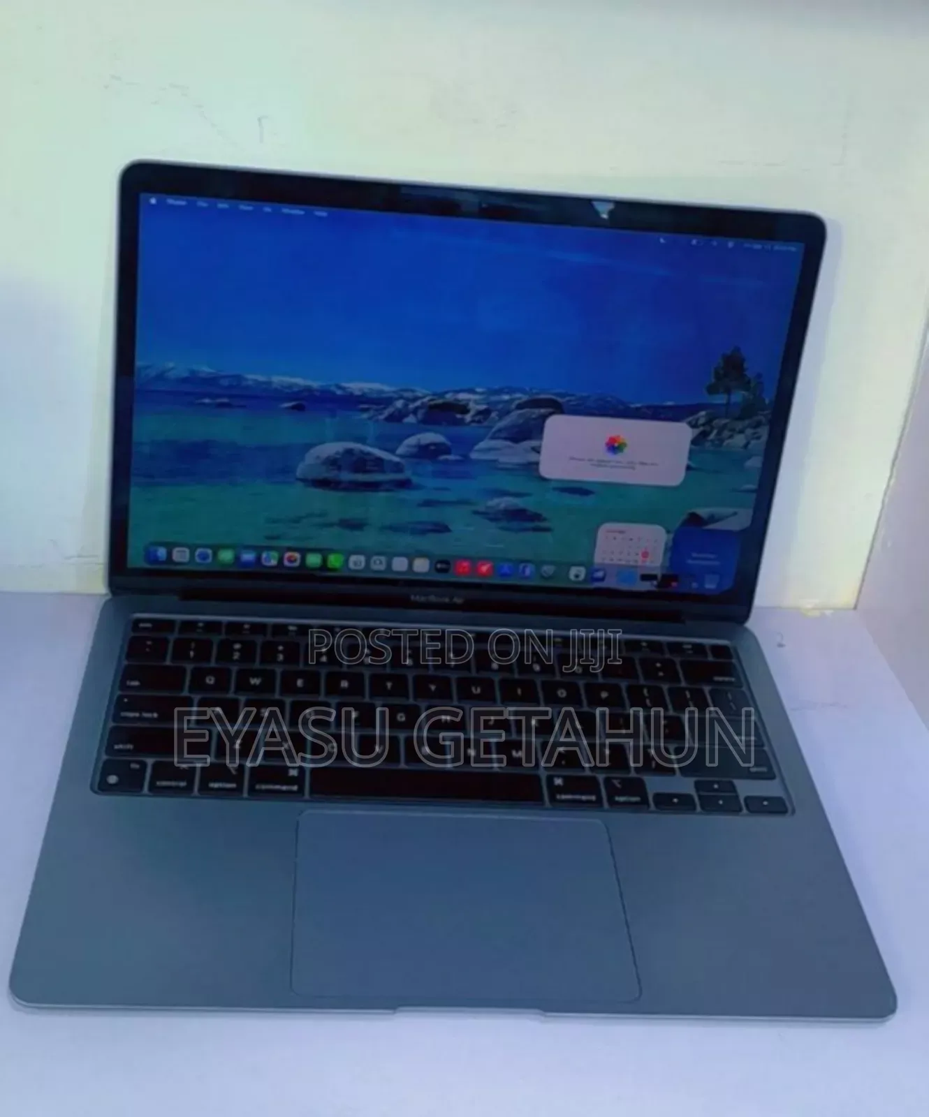 New Laptop Apple MacBook Air 2020 M1 8GB Apple M1 SSD 256GB