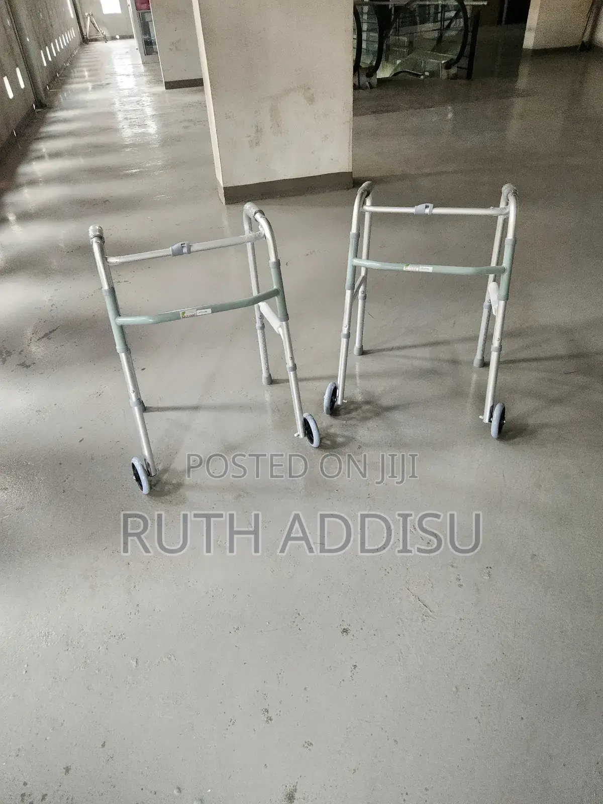 Almunium Brand New Walker段子foldable Walking Aid管轄medical Walker Packed
