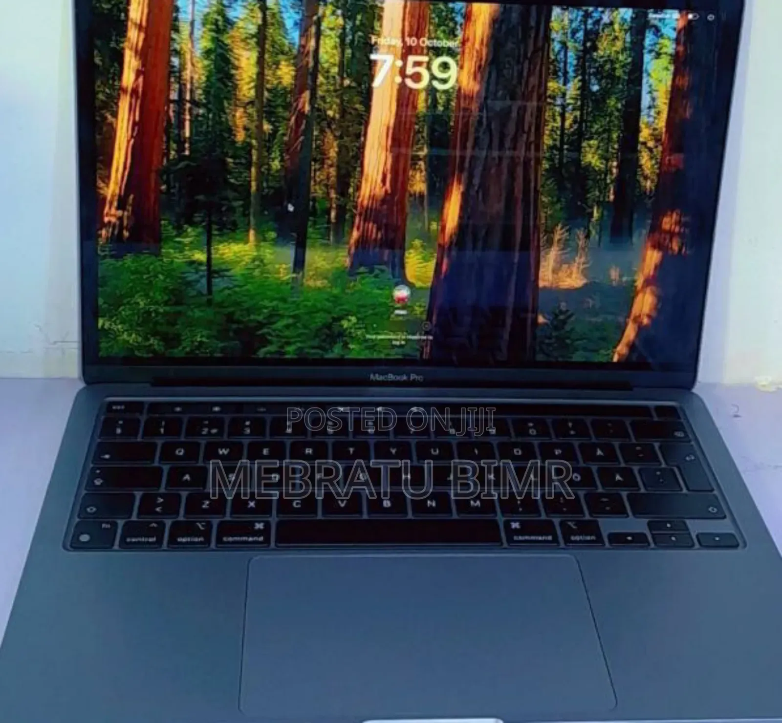 New Laptop Apple MacBook Pro 2020 M1 8GB Apple M1 Pro SSD 512GB