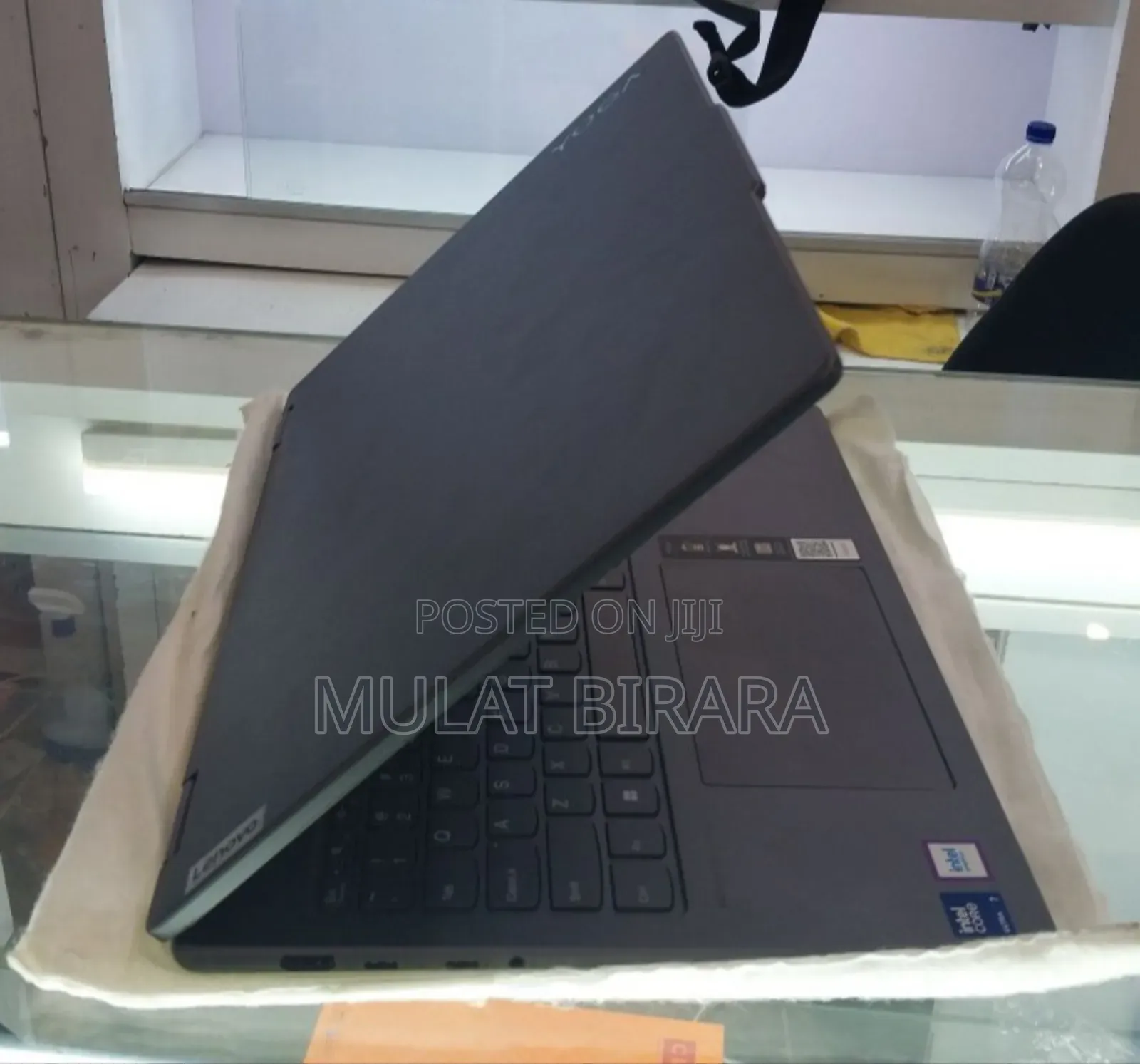 New Laptop Lenovo Yoga 7i 16GB Intel Core Ultra 7 SSD 1T