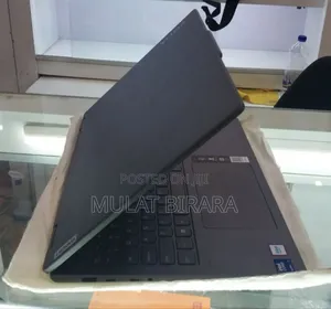 New Laptop Lenovo Yoga 7i 16GB Intel Core Ultra 7 SSD 1T