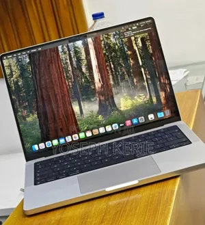 New Laptop Apple MacBook Pro M1 16GB Apple M1 Pro SSD 1T