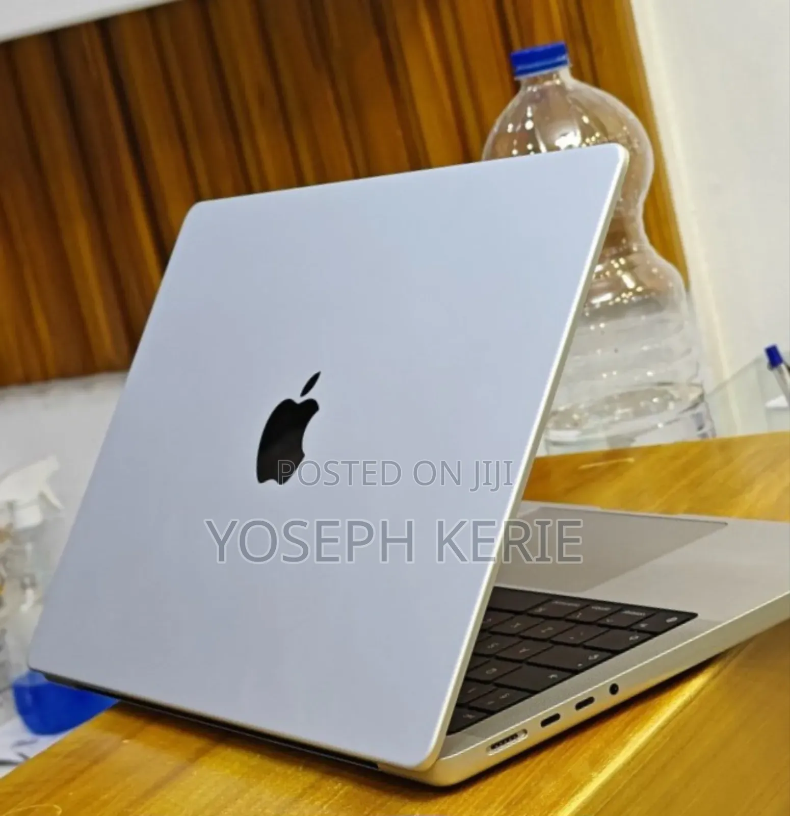 New Laptop Apple MacBook Pro M1 16GB Apple M1 Pro SSD 1T