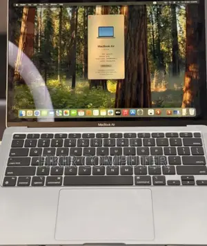 New Laptop Apple MacBook Pro M1 8GB Apple M1 Pro SSD 256GB