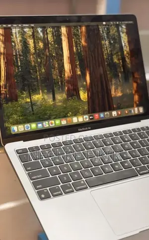 New Laptop Apple MacBook Pro M1 8GB Apple M1 Pro SSD 256GB