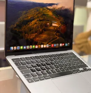 Photo - New Laptop Apple MacBook Air 2022 M2 8GB Apple M2 SSD 256GB