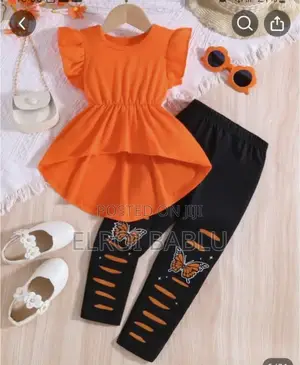 Photo - Happy Online Shopping