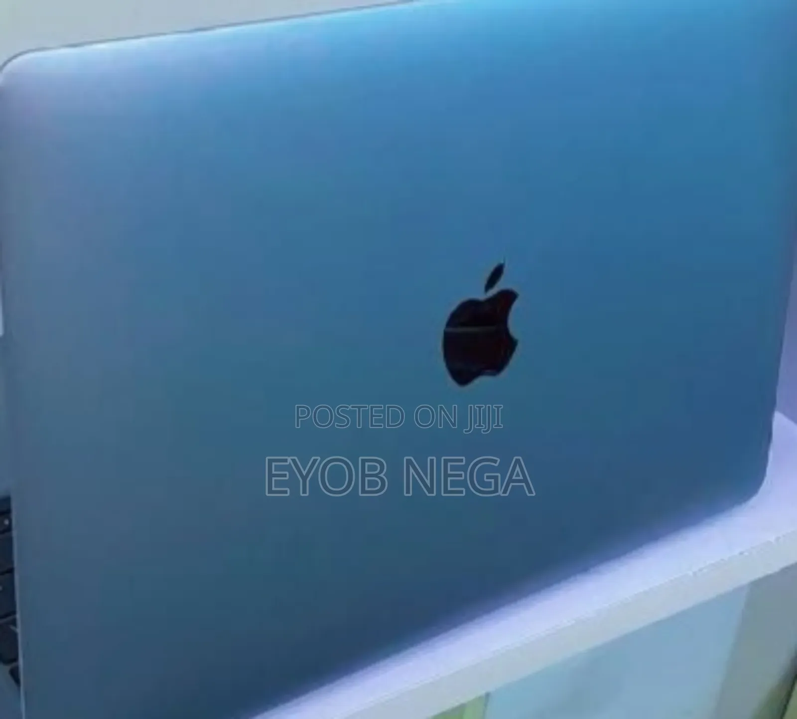 New Laptop Apple MacBook Air 2020 M1 8GB Apple M1 SSD 256GB