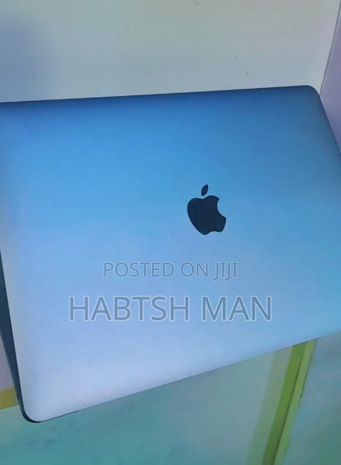 New Laptop Apple MacBook Pro M1 8GB Apple M1 SSD 512GB