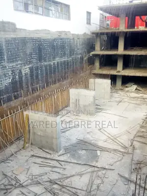 Photo - 2bdrm Apartment in 🎯 ካሳንችስ: ኡራኤል አደባባ, Kirkos for sale