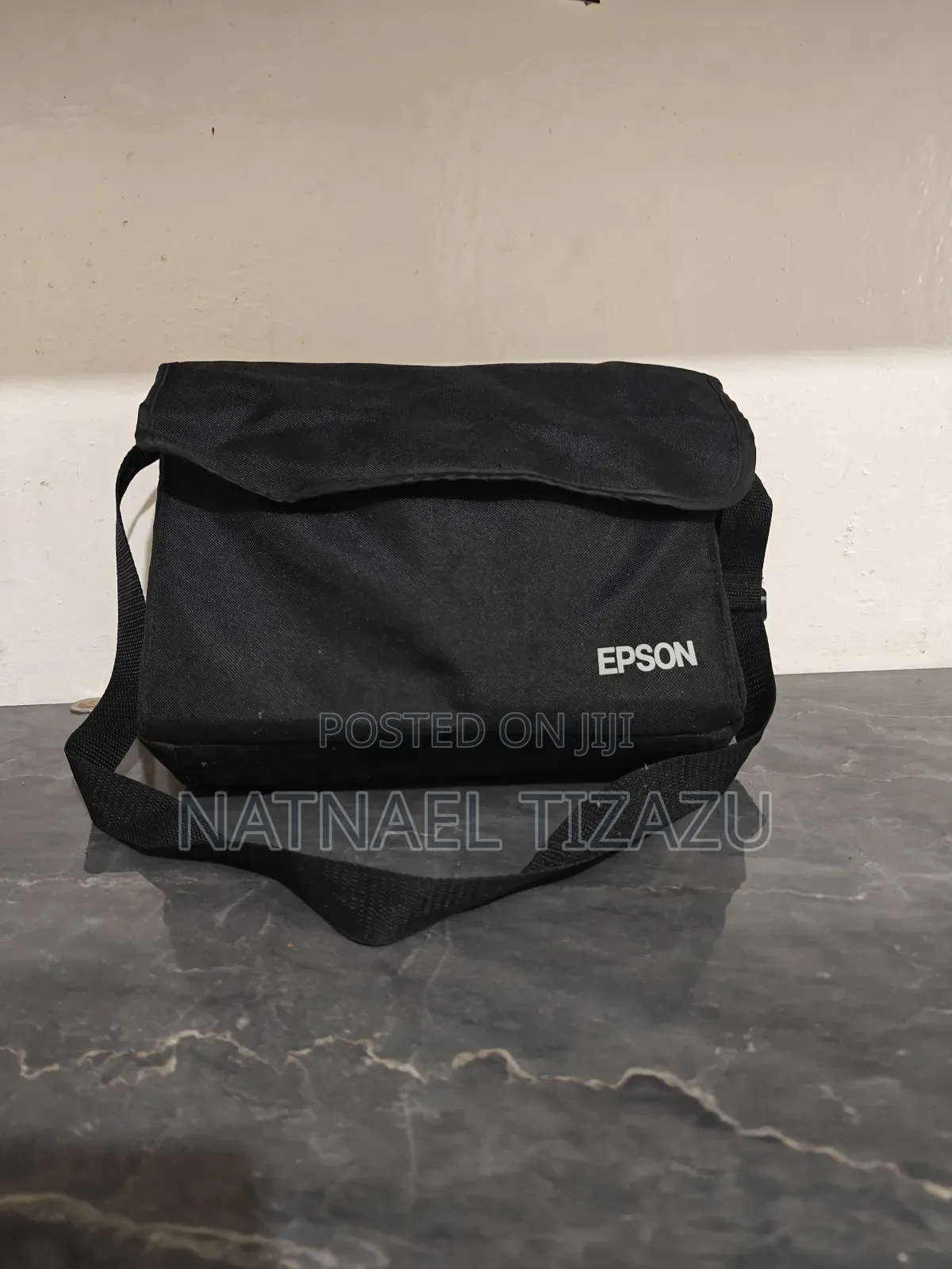 Almost New Epson Eb-S31 Projector