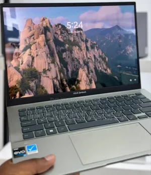 New Laptop Asus Zenbook 14 UX434 16GB Intel Core I7 SSD 512GB