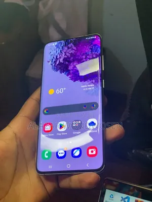 Photo - Samsung Galaxy S20 128 GB Silver