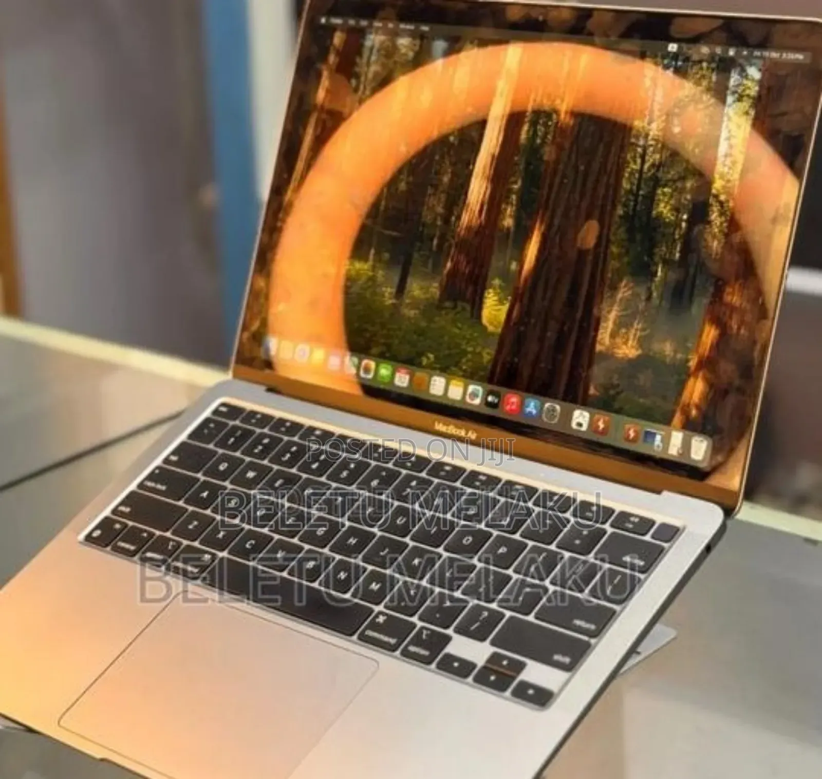 New Laptop Apple MacBook Air 2020 M1 8GB Apple M1 SSD 256GB