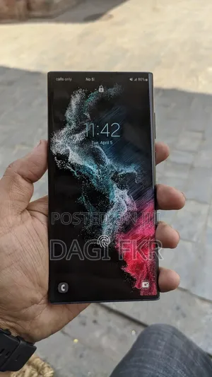 Photo - Samsung Galaxy S22 Ultra 256 GB Black