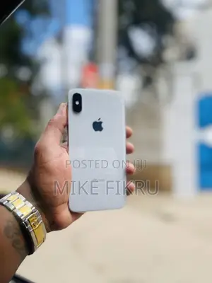 Apple iPhone X 256 GB White