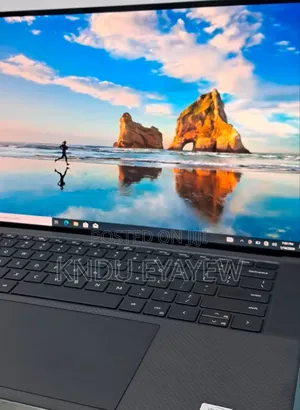 Photo - New Laptop Dell Inspiron 15 16GB Intel Core I7 SSD 512GB