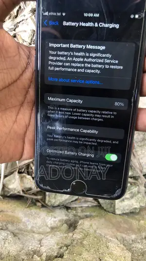 Photo - Apple iPhone 8 64 GB Black