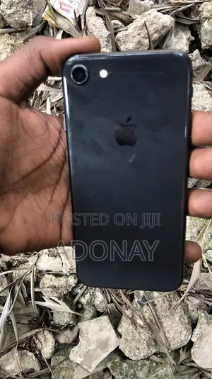 Apple iPhone 8 64 GB Black