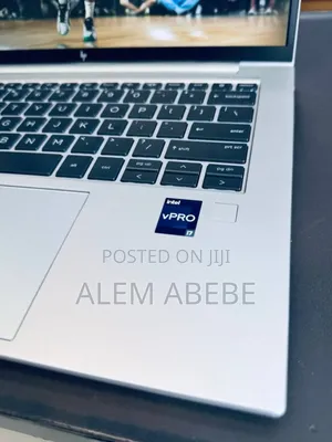 New Laptop HP EliteBook 840 G9 16GB Intel Core I7 SSD 512GB