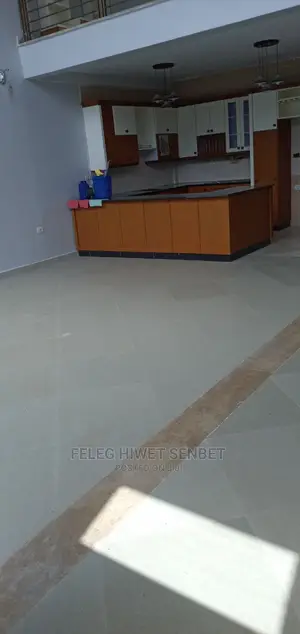 7bdrm House in አአ, Bole for sale