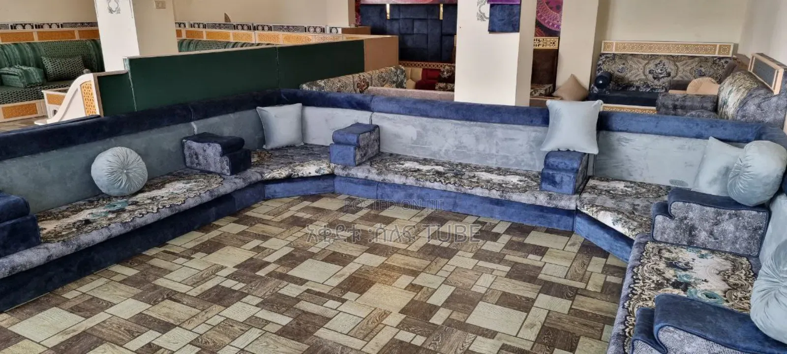 ትራስ ልብስ መጋረጃ እና አረቢያንጨመጅሊስ ድጋፎች