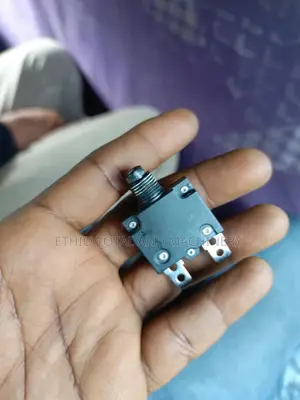 Push Button Kuoyuh 88 Series Push-to-Reset Thermal Circuit Breaker.