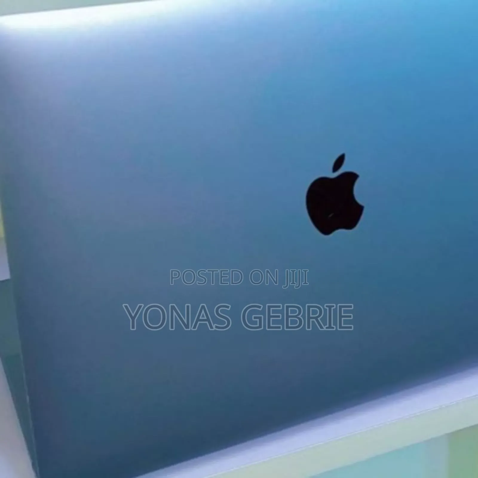 New Laptop Apple MacBook Air 2020 M1 8GB Apple M1 SSD 256GB