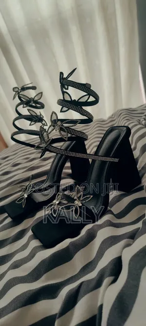 Photo - High Heels With Straps