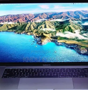 Photo - New Laptop Apple MacBook Pro 2017 16GB Intel Core I7 SSD 512GB