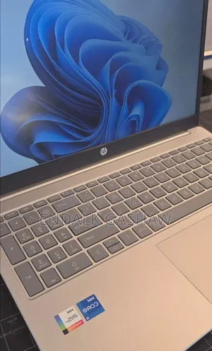 Photo - New Laptop HP Pavilion 15 16GB Intel Core I5 SSD 512GB