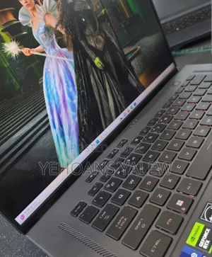 New Laptop Asus ROG Zephyrus G16 16GB Intel Core I9 SSD 1T