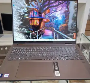 New Laptop Lenovo Yoga 7i 16GB Intel Core Ultra 7 SSD 1T