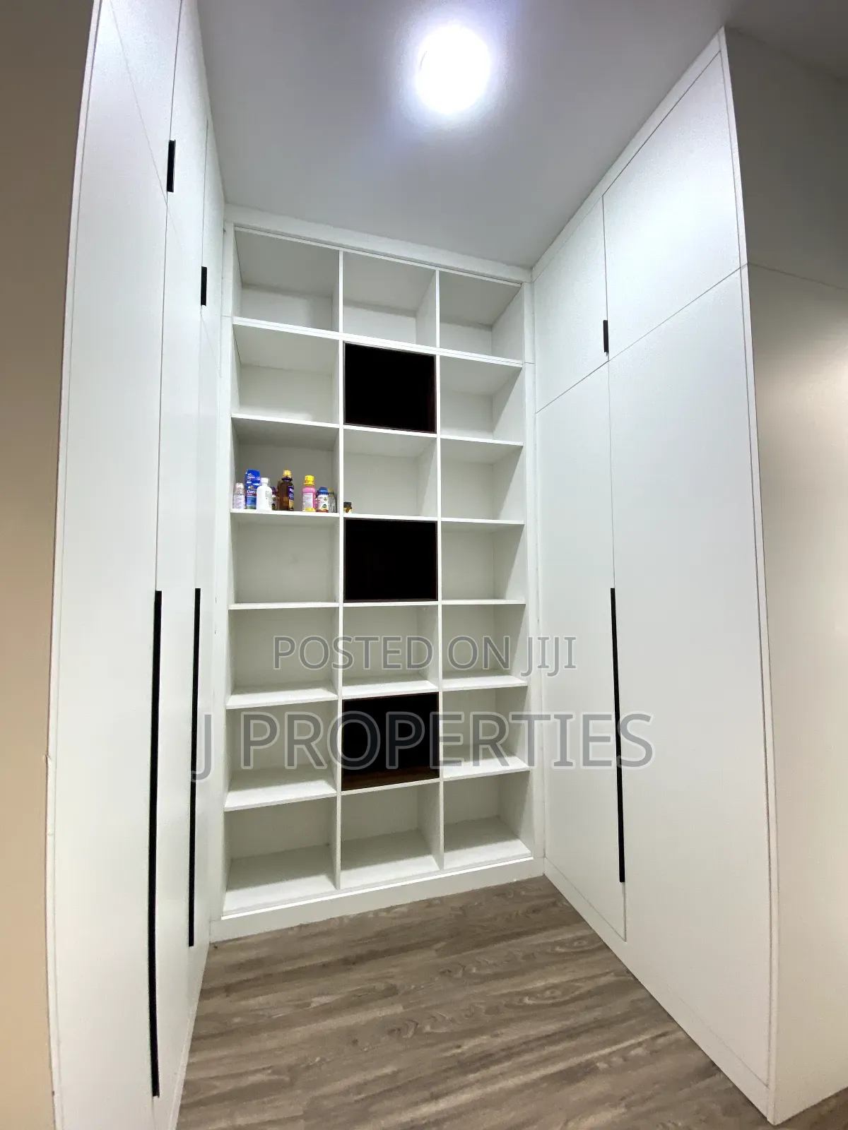 Furnished 3bdrm Apartment in Bole for rent