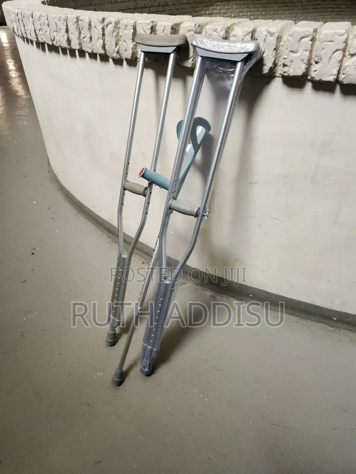 Axillary Bilateral Crutches麴你adjustable Height堥我axillary Crutches New