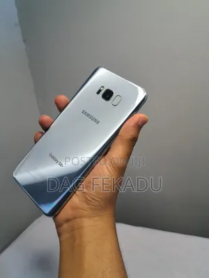 Photo - New Samsung Galaxy S8 Plus 64 GB Silver