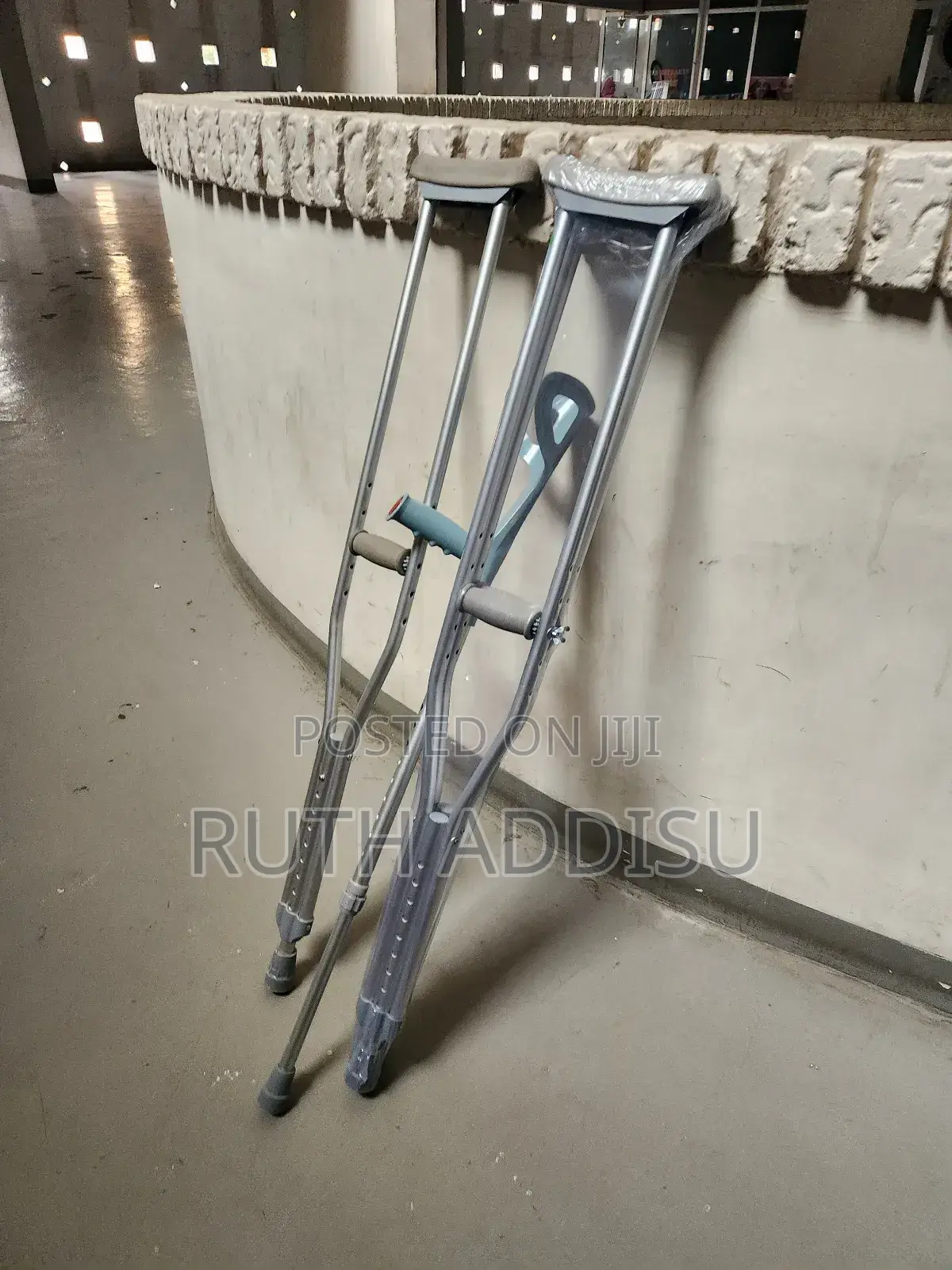 Axillary Bilateral Crutches痛批medical Axillary Crutches求情bilateral New