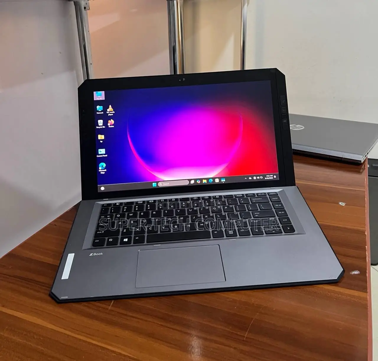 New Laptop HP ZBook Studio X360 15 G6 32GB Intel Core I7 SSD 512GB