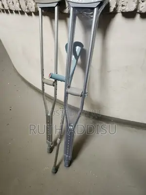 Axillary Bilateral Crutches癲同brand New Adjustable Height Crutches New